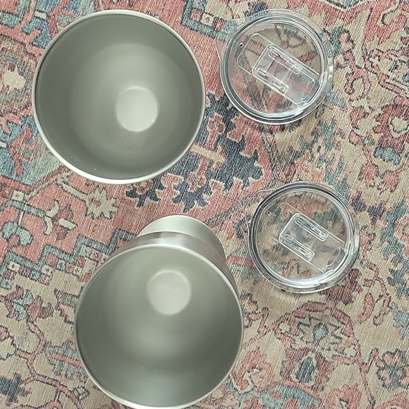 FineDine Premium Grade 18/8 Stainless Steel Wine Glasses 12 Oz. - Picture 5 of 9